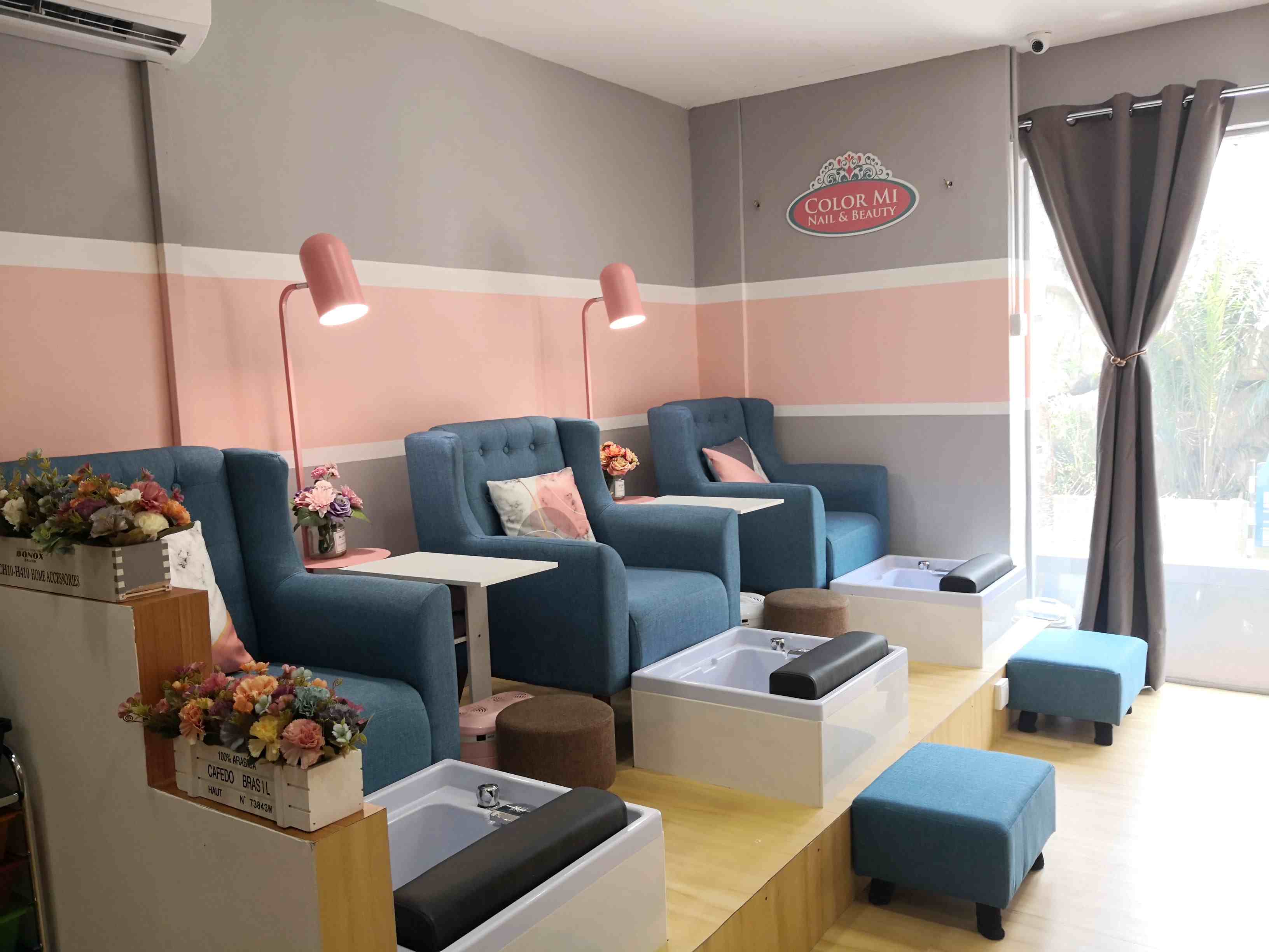 Color Mi Nail & Beauty
